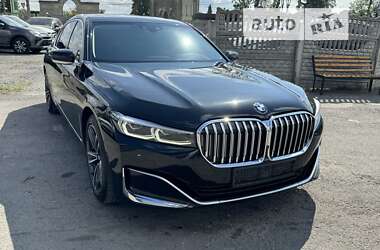 Седан BMW 7 Series 2019 в Тернополе