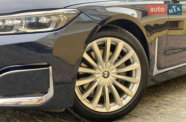 Седан BMW 7 Series 2020 в Черновцах
