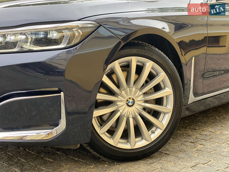 Седан BMW 7 Series 2020 в Черновцах