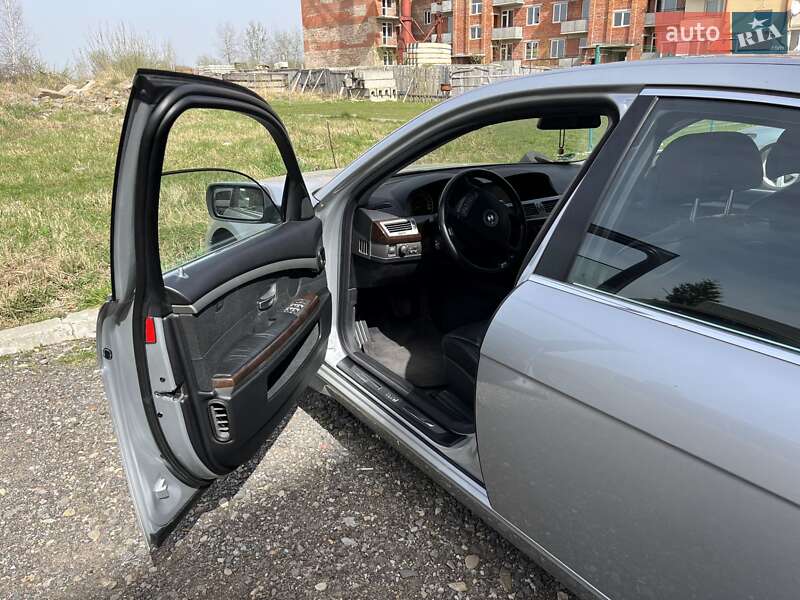 Седан BMW 7 Series 2004 в Києві