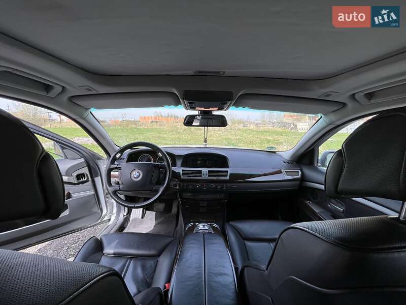 Седан BMW 7 Series 2004 в Києві