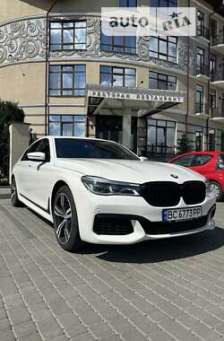 Седан BMW 7 Series 2016 в Львові