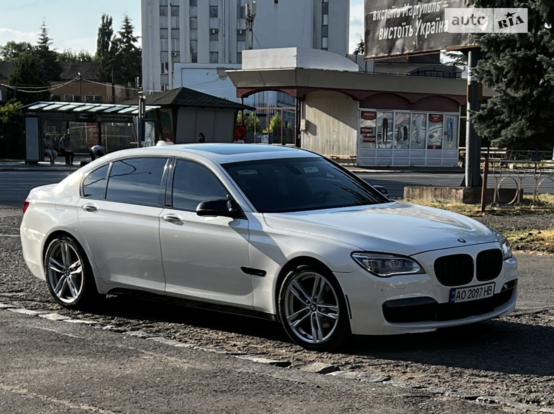 2012 BMW 7er - мініатюра 2