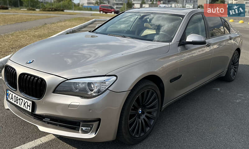 Седан BMW 7 Series 2012 в Києві