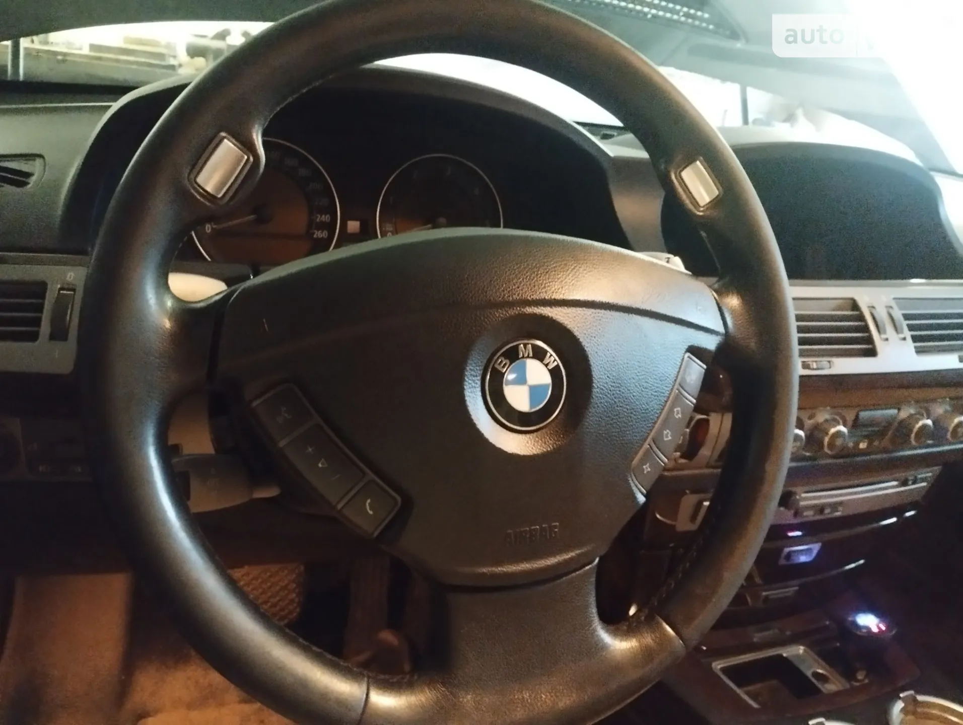 BMW 7 Series 2007 VIN WBAHM21090DS69170 фото оголошення 12 з 24