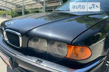 Седан BMW 7 Series 2001 в Киеве