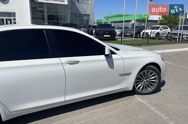 Седан BMW 7 Series 2011 в 