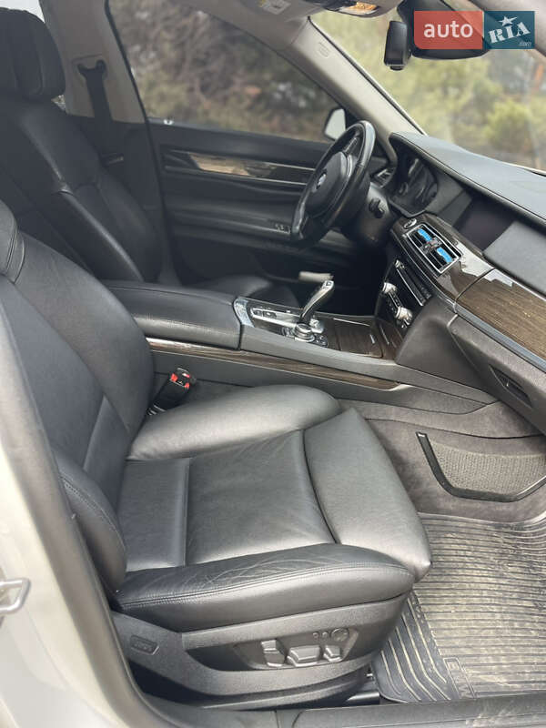 Седан BMW 7 Series 2011 в Полтаве фото 45 Седан BMW 7 Series 2011 в Полтаве