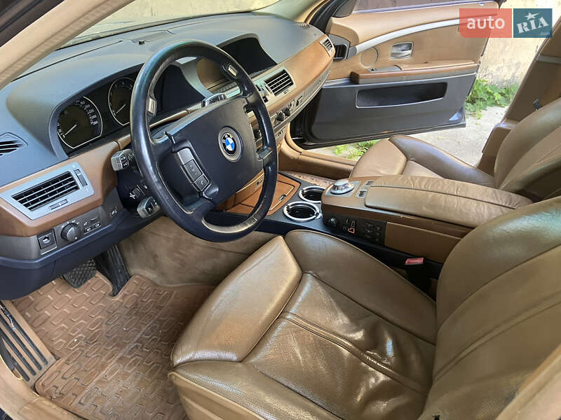 Седан BMW 7 Series 2001 в Киеве
