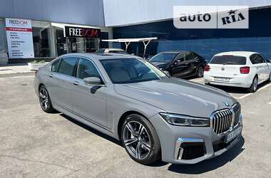 Седан BMW 7 Series 2017 в Киеве