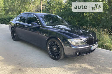 Седан BMW 7 Series 2005 в Косові