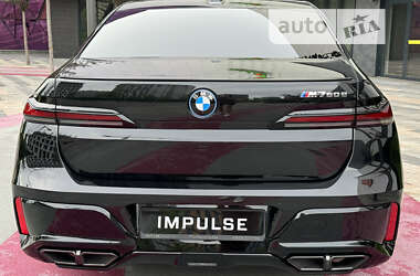 Седан BMW 7 Series 2024 в 