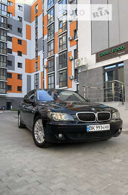 Седан BMW 7 Series 2008 в Вараші