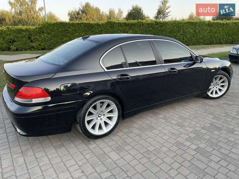 Седан BMW 7 Series 2001 в Львові
