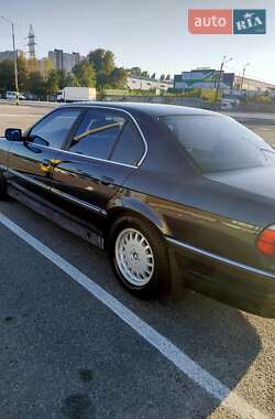 Седан BMW 7 Series 1997 в Киеве