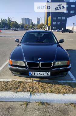 Седан BMW 7 Series 1997 в Киеве