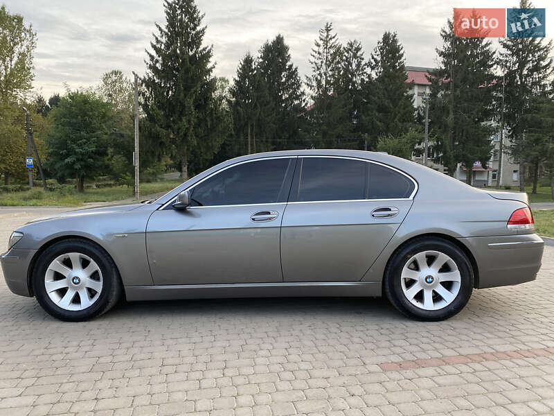 Седан BMW 7 Series 2005 в Новом Роздоле
