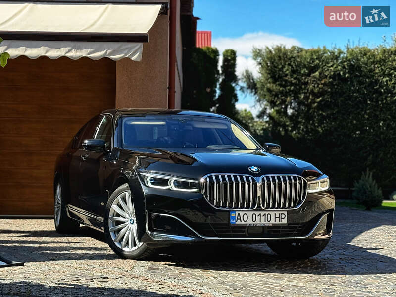 Седан BMW 7 Series 2020 в Мукачево