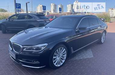 Седан BMW 7 Series 2017 в Киеве