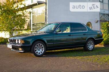 Седан BMW 7 Series 1990 в Луцьку