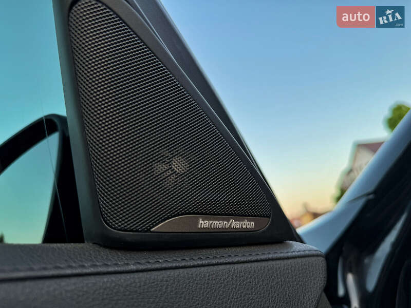 Седан BMW 7 Series 2013 в Чернівцях