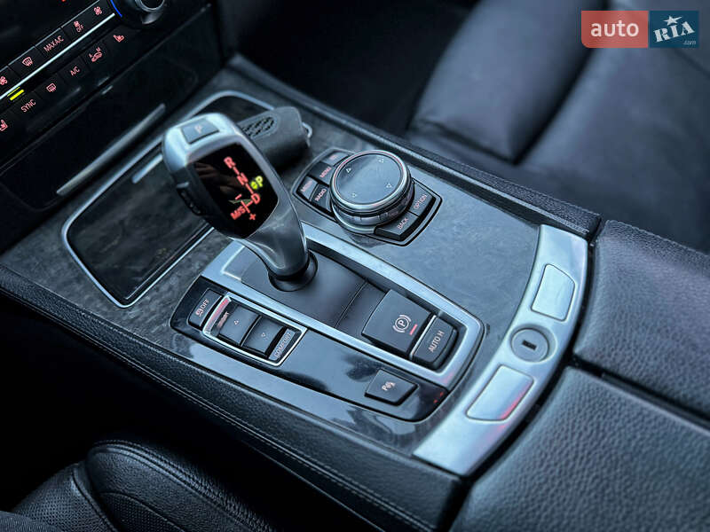 Седан BMW 7 Series 2013 в Чернівцях