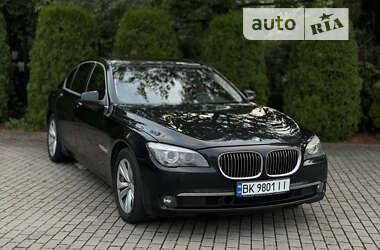 Седан BMW 7 Series 2009 в Львові