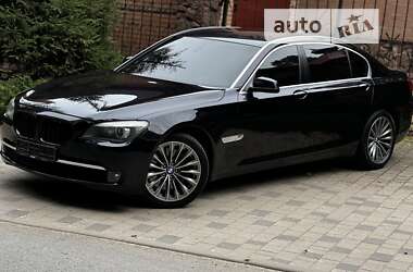 Седан BMW 7 Series 2011 в Львові