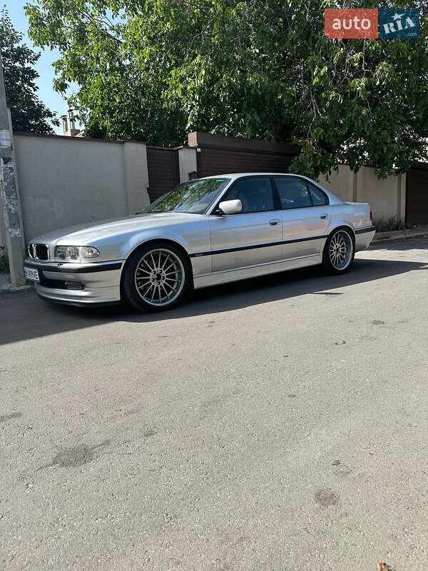 Седан BMW 7 Series 1999 в Одессе