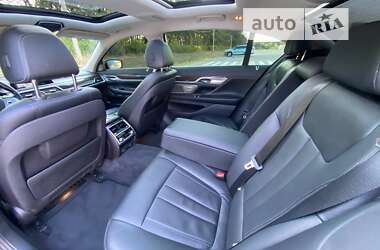 Седан BMW 7 Series 2017 в Киеве