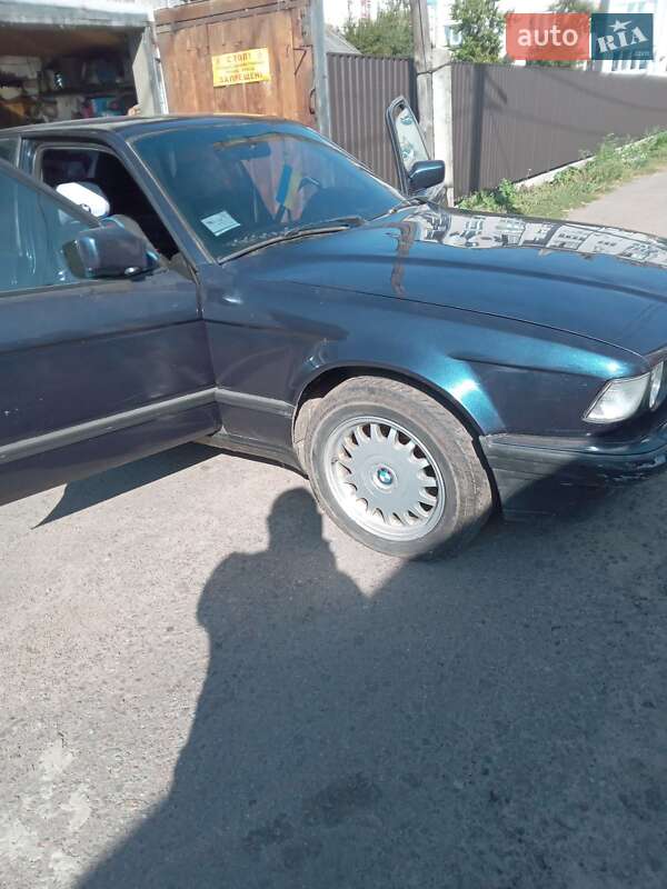 Седан BMW 7 Series 1992 в Житомире