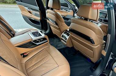 Седан BMW 7 Series 2015 в Києві