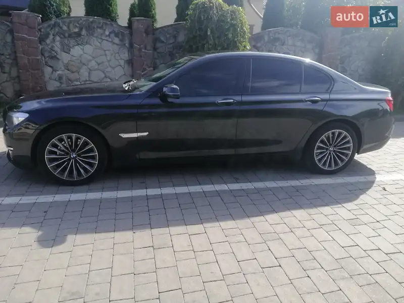 BMW 7 Series 2013