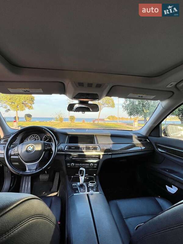 Седан BMW 7 Series 2013 в Черкассах