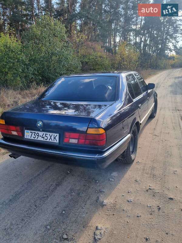 Седан BMW 7 Series 1990 в Харкові