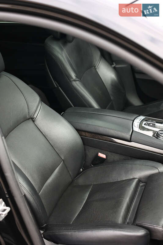Седан BMW 7 Series 2012 в Одессе
