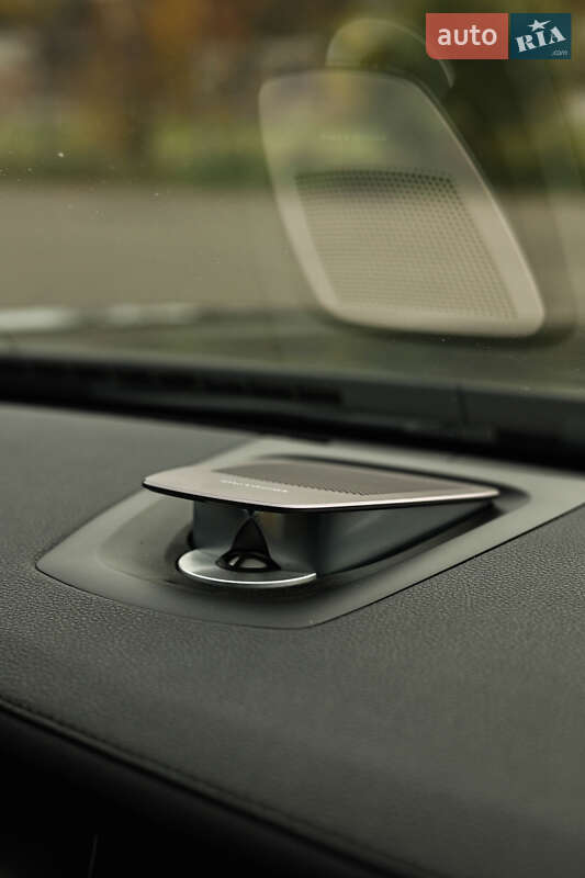 Седан BMW 7 Series 2012 в Одессе