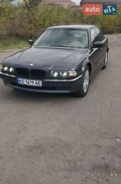 Седан BMW 7 Series 1995 в Кривом Роге