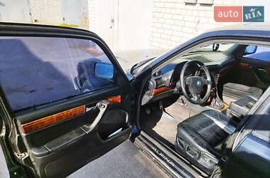 Седан BMW 7 Series 1992 в 