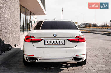 Седан BMW 7 Series 2016 в 