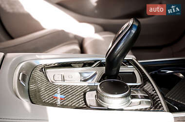 Седан BMW 7 Series 2016 в 