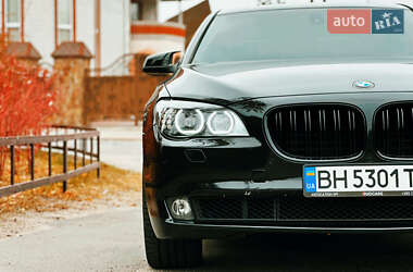 Седан BMW 7 Series 2011 в Кременчуці