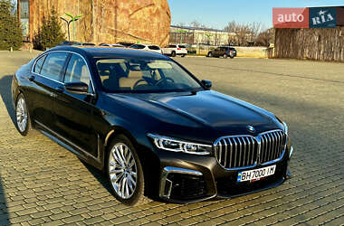 Седан BMW 7 Series 2017 в Львове