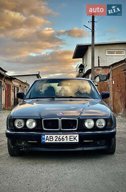 Седан BMW 7 Series 1993 в Виннице