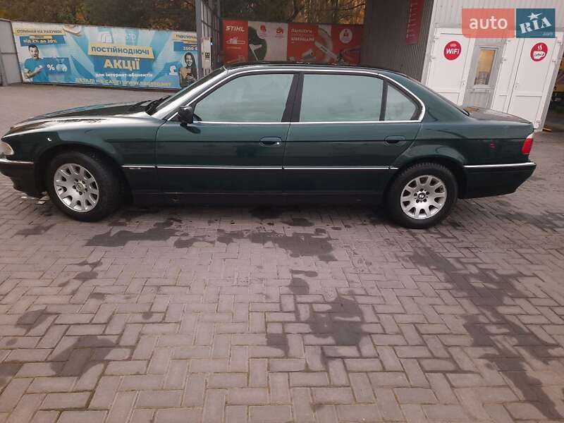 Седан BMW 7 Series 1998 в Запорожье