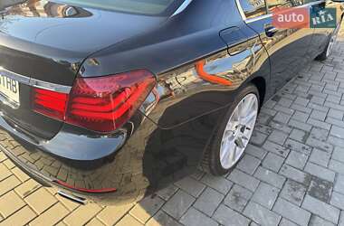 Седан BMW 7 Series 2014 в Черновцах