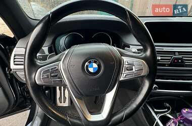 Седан BMW 7 Series 2016 в 