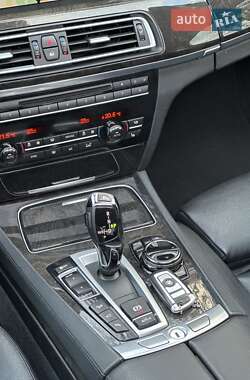 Седан BMW 7 Series 2014 в Львові