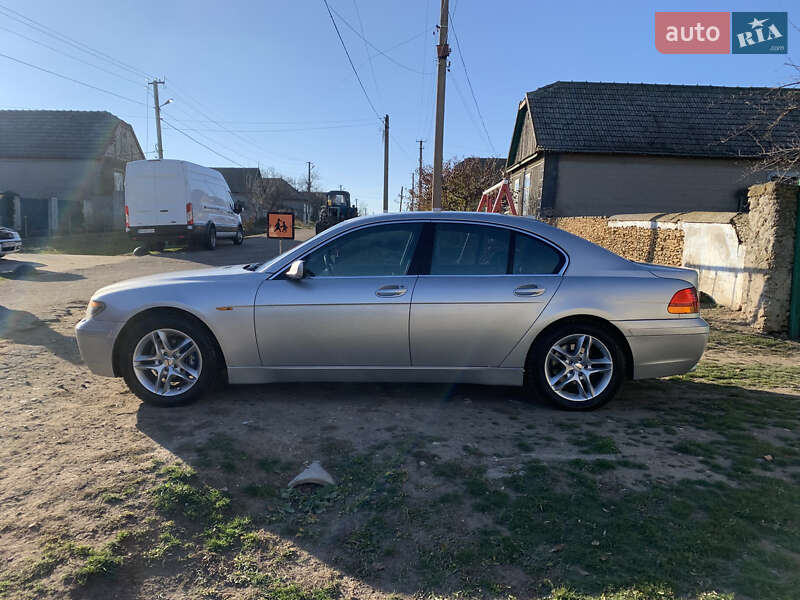 Седан BMW 7 Series 2002 в Сарате