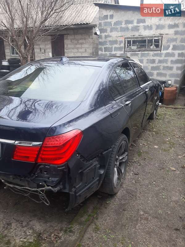 Седан BMW 7 Series 2011 в Киеве
